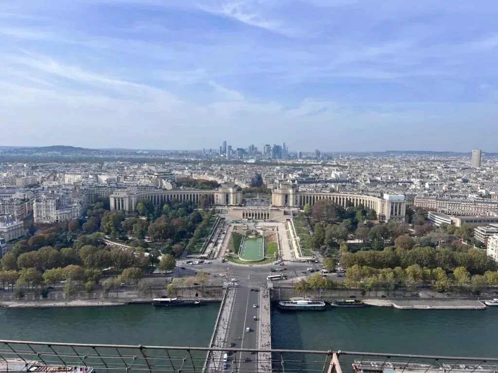 View of Jardin Des Champs Élysées