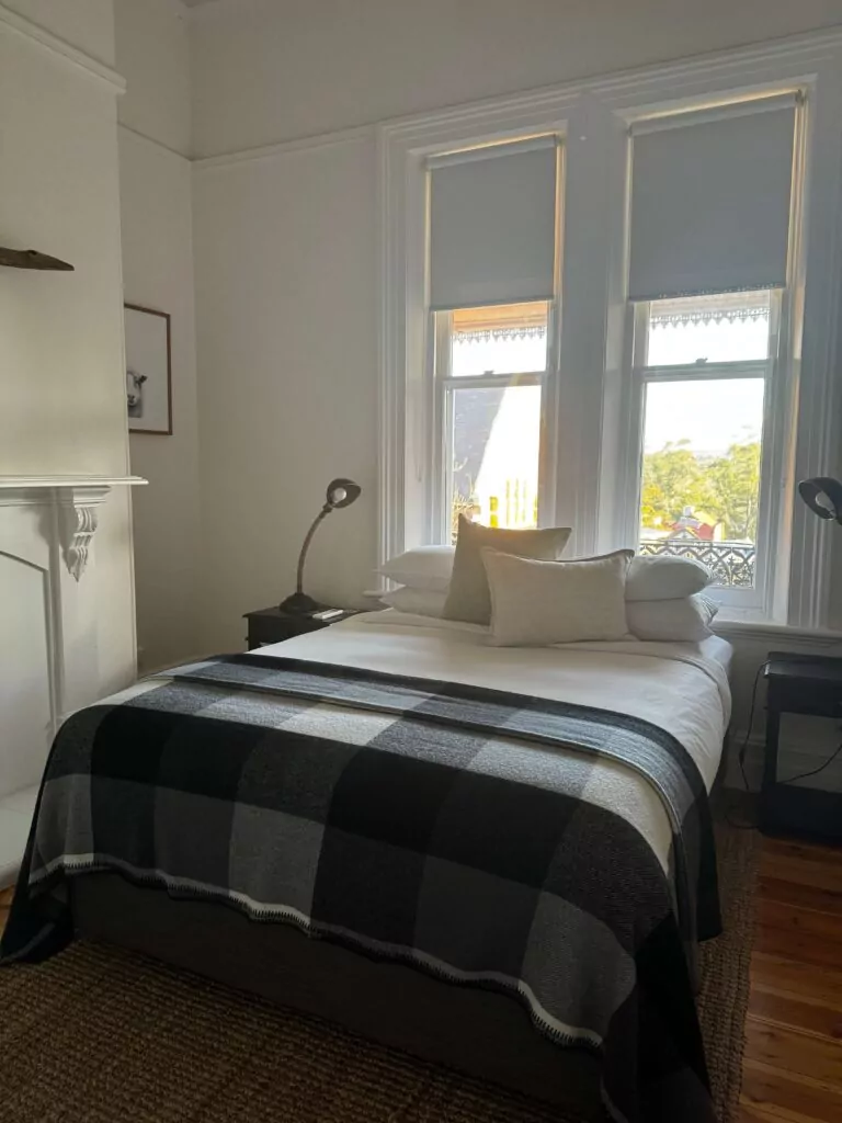 Flash jacks at gundagai