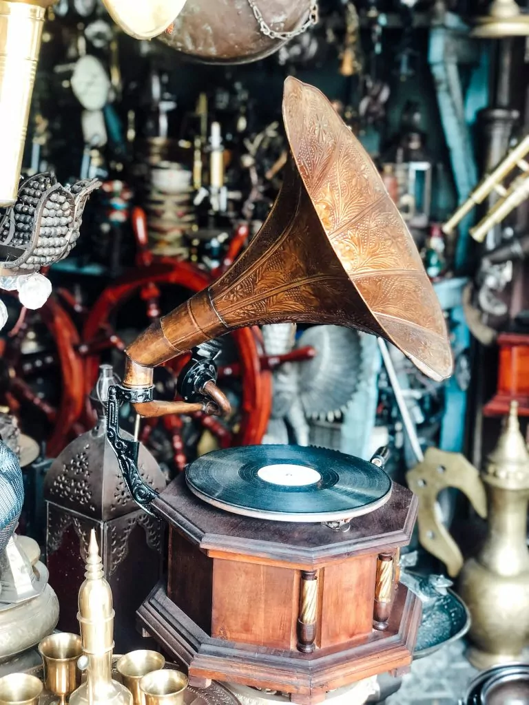 antique market