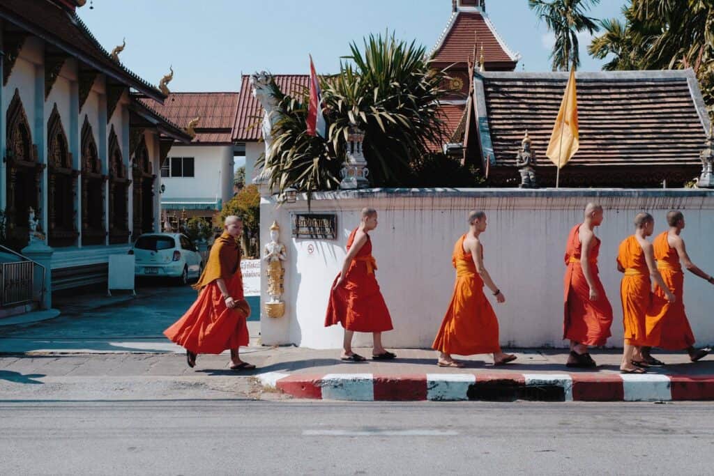 2023 travel chiang mai monks