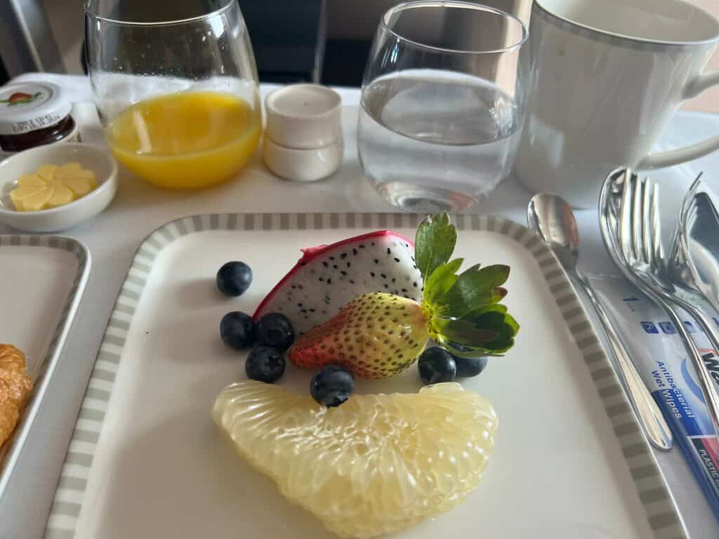 Singapore Airlines Bus Class fruit platter