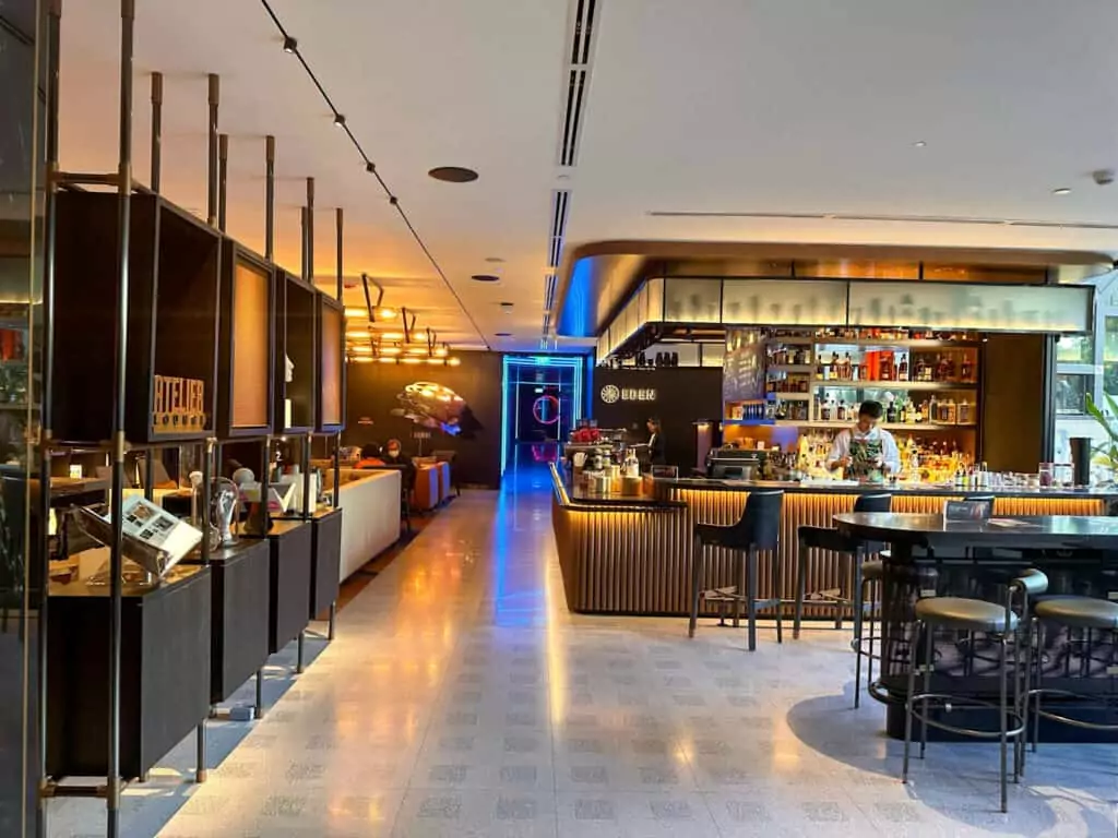 Pullman Hotel bar