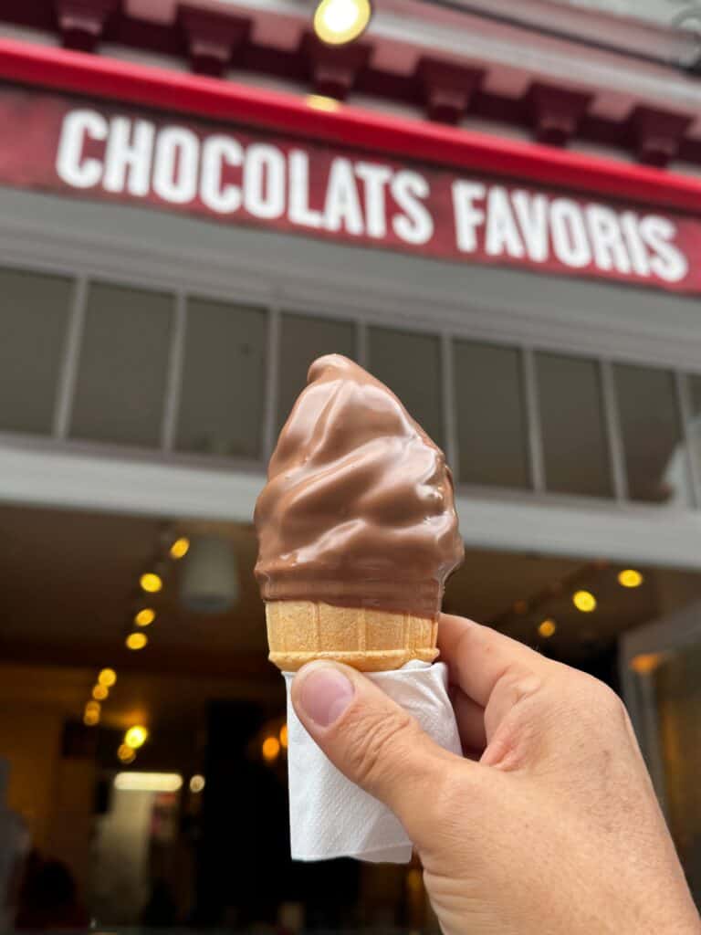 chocolate, icecream, choc top, chocolats favoris, quebec city