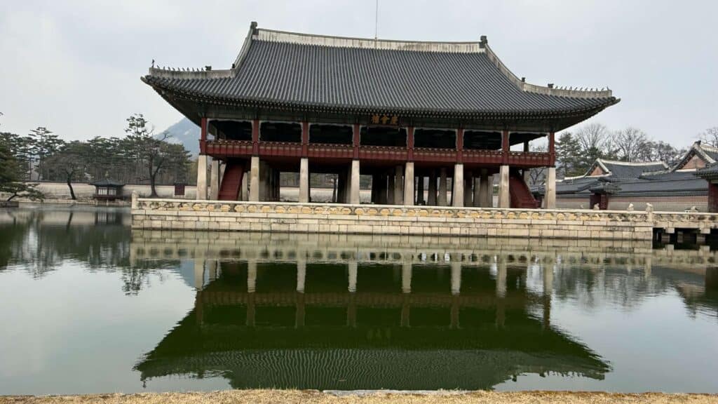 hidden garden, seoul, castles, Gyeongbokgung Palace
