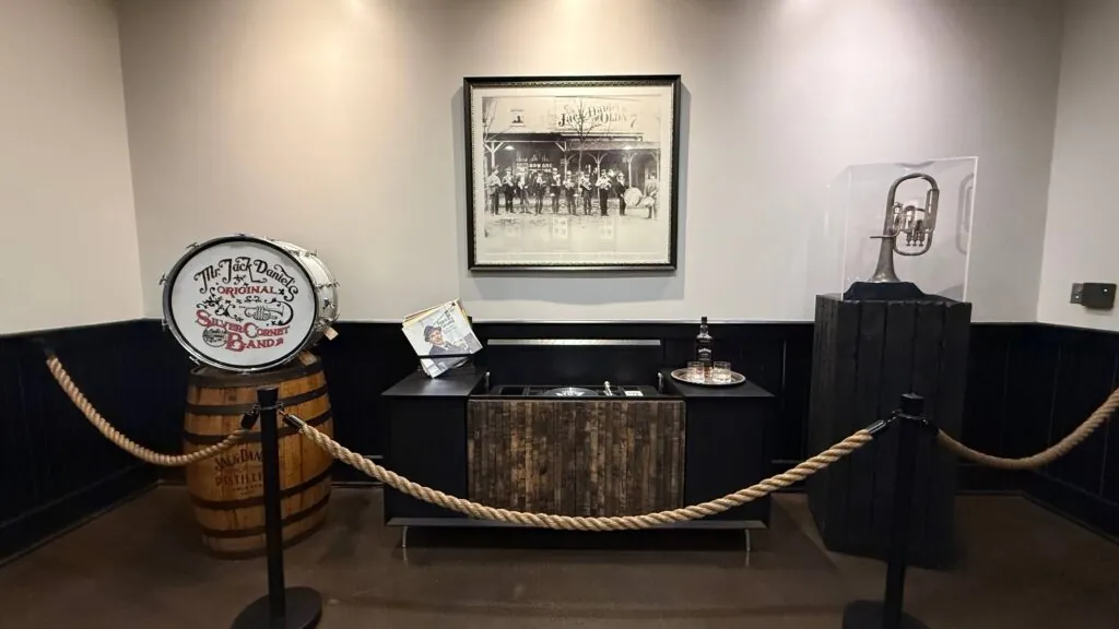 jack daniels distillery and frank sinatra